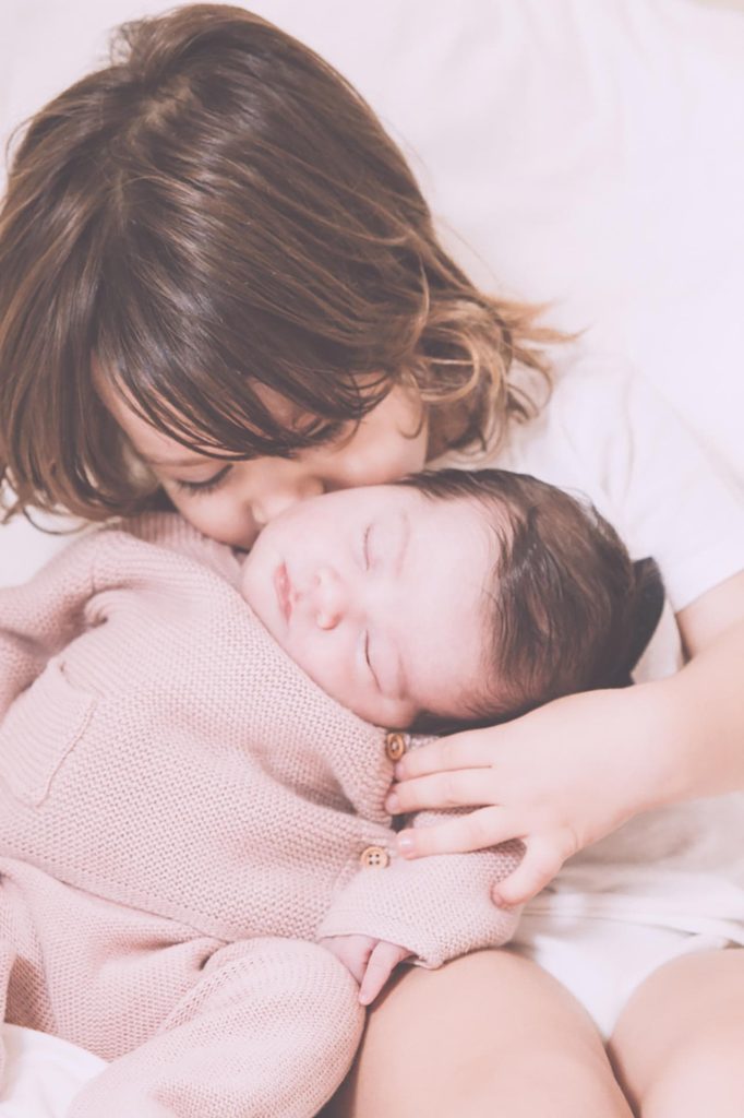 22 Foto Neogennito Moro φωτογραφιση μωρου μαιευτηριο φωτογραφος νεογεννητου μωρο οικογενεια παιδια